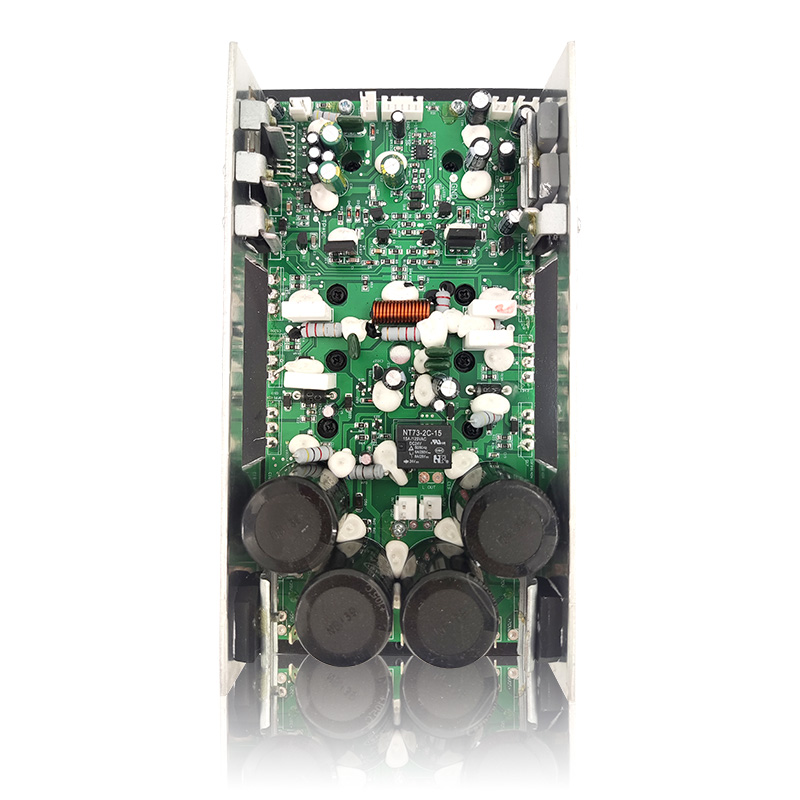 AMP400H+7294: LP 400W+HP 100W Kraftig utgang med U-formet aluminiumsradiator Klasse H effektforsterkermodul